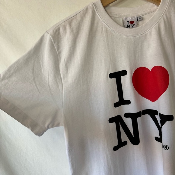 2/$20 - Authentic I Love NY White Heart Tshirt - Size M - Picture 3 of 12